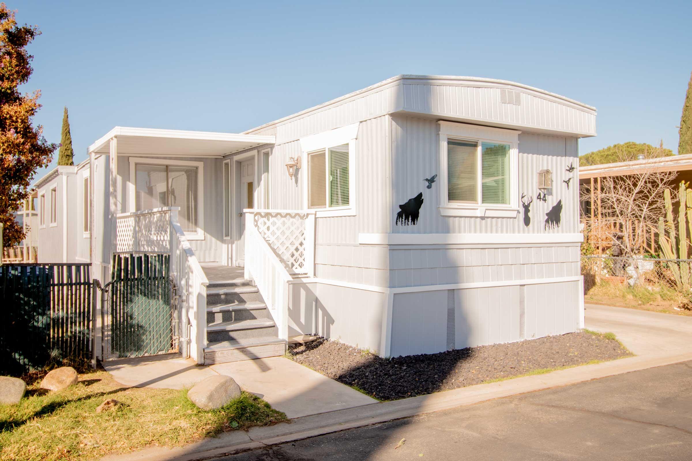 4444 Avenue R Palmdale, CA 93552 - Photo 1 of 19 IMG_4938-HDR