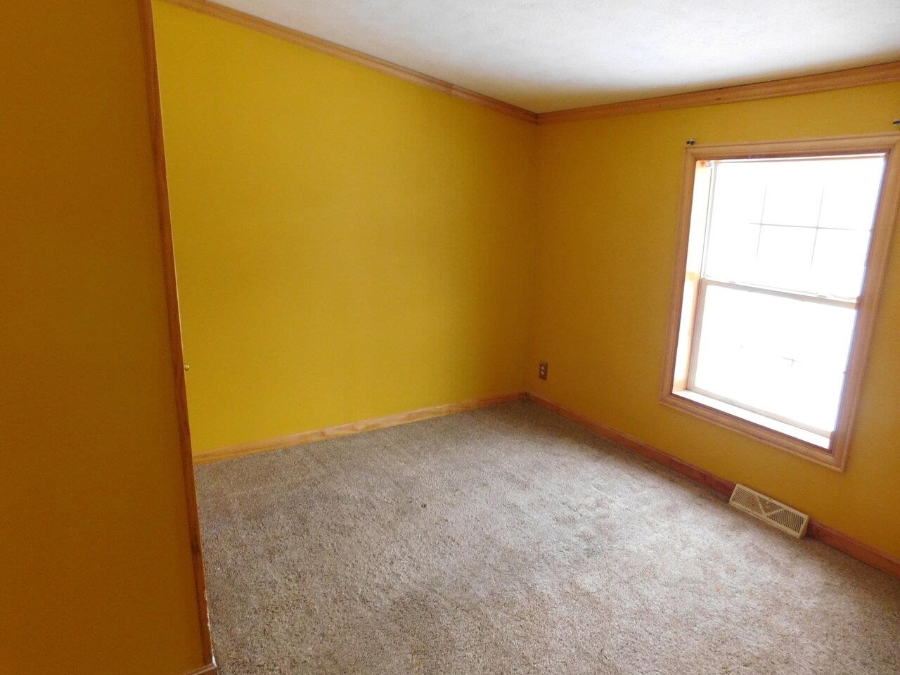 2195 N Road Hinesburg, VT 05461 - Photo 19 of 25