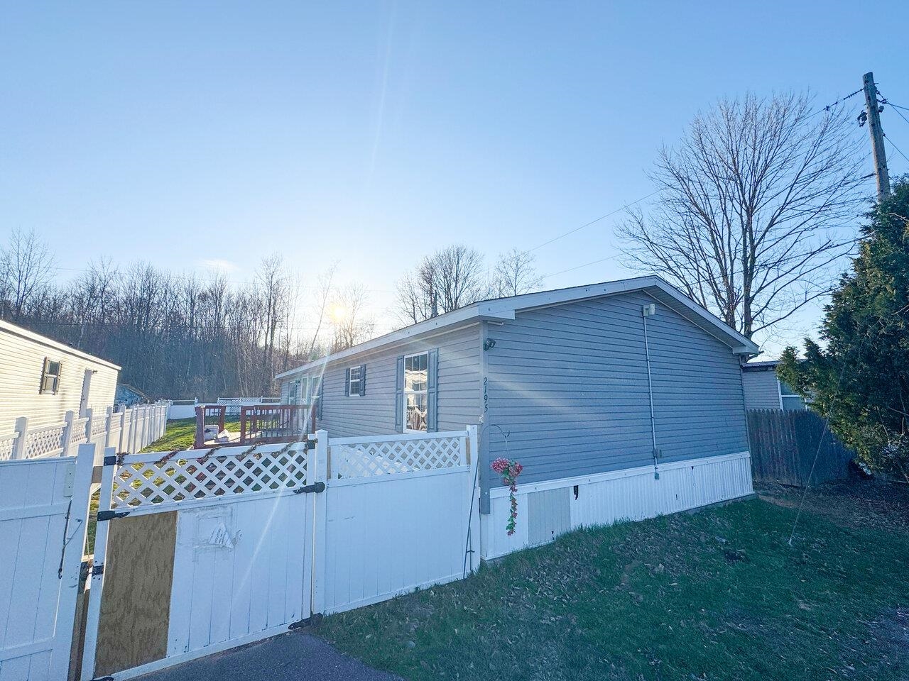 2195 N Road Hinesburg, VT 05461 - Photo 4 of 25