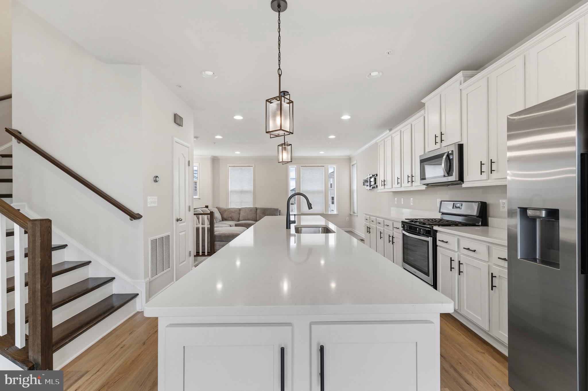 1076 Overlook Loop Laurel, MD 20707 - Photo 7 of 34