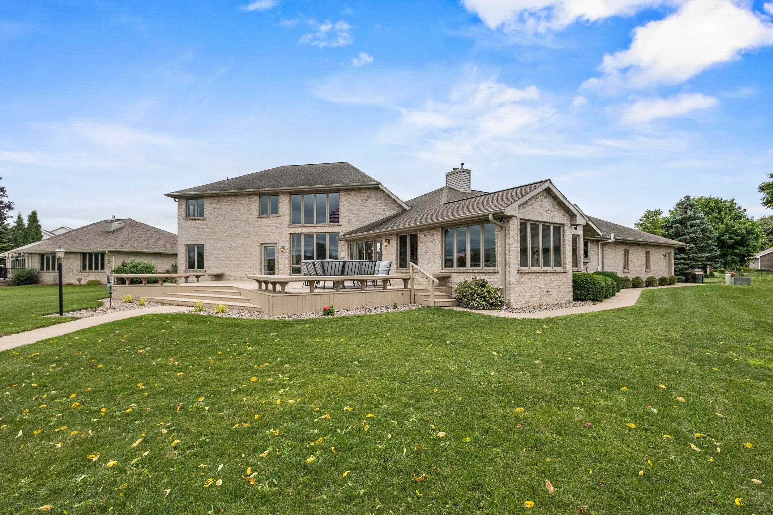 2516 Van Rite Court Green Bay, WI 54311 - Photo 2 of 62