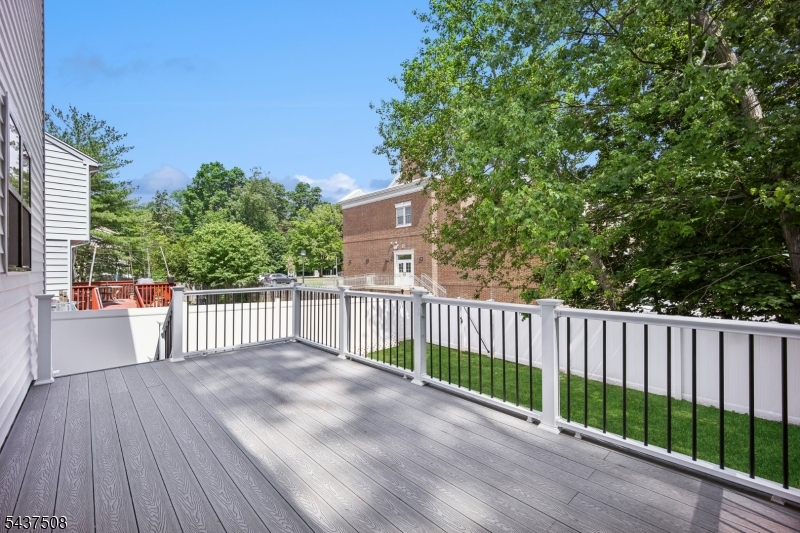 5 Briar Cliff Road Livingston, NJ 07039 - Photo 45 of 49 Gallery Image 45