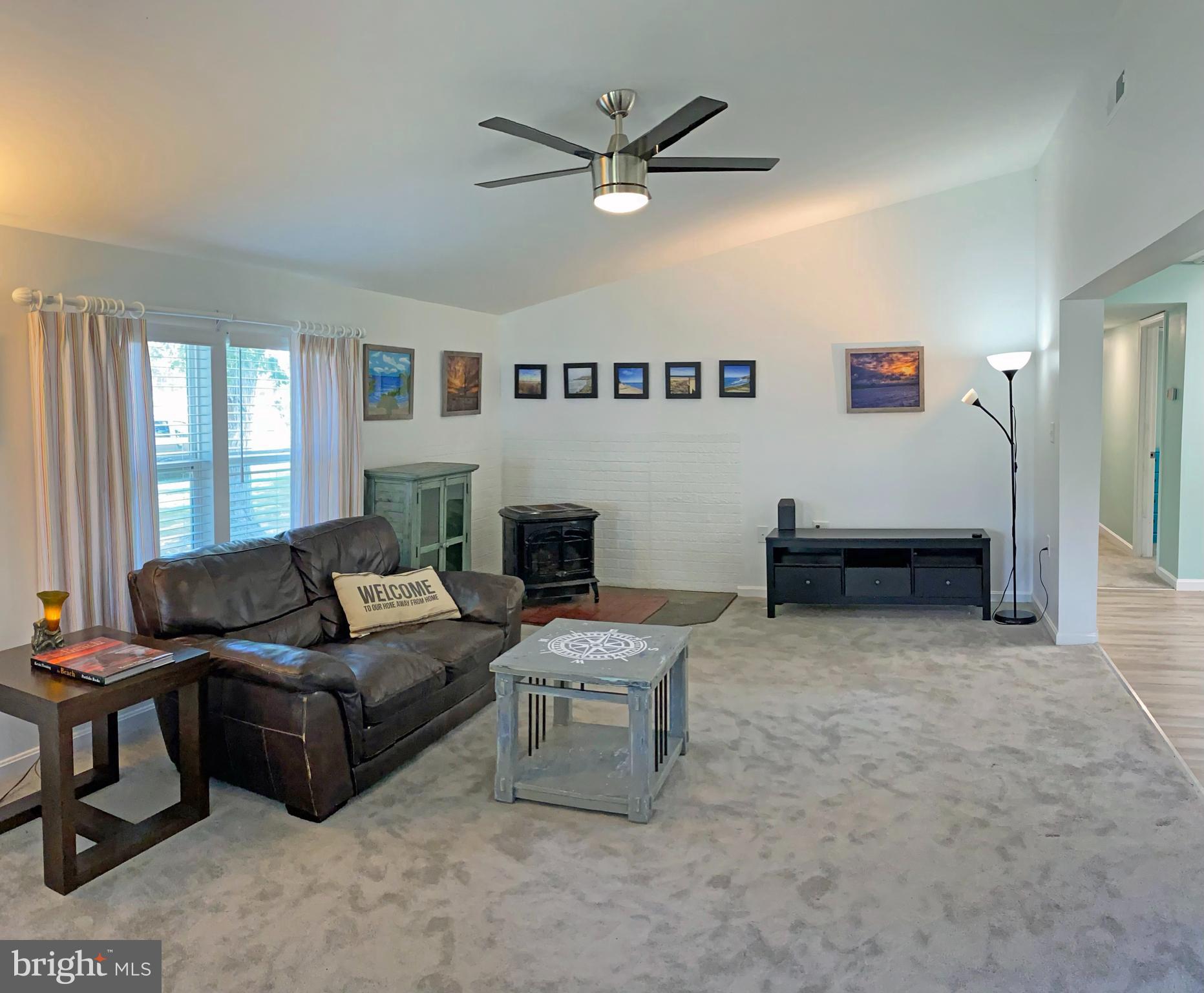 28098 Carpenter Road Milton, DE 19968 - Photo 3 of 35 Living Room