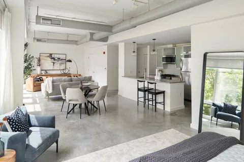 $775,000 | 139 East Berkeley Street, Unit 402, Boston, MA 02118