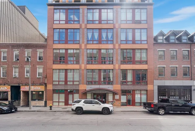 $775,000 | 139 East Berkeley Street, Unit 402, Boston, MA 02118