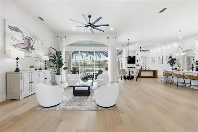 $2,149,000 | 7214 Marlow Place, University Park, FL 34201