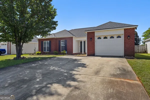 $229,900 | 333 Tyson Glen Drive, Warner Robins, GA 31088