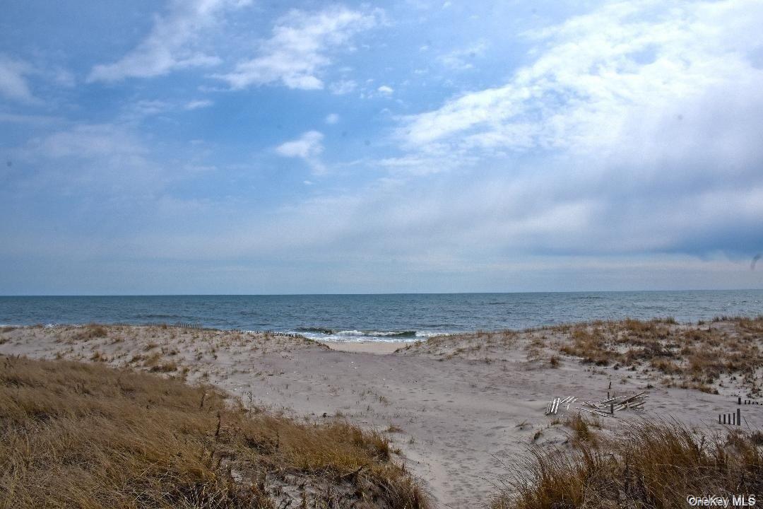 493 Dune Road Westhampton Beach, NY 11978 - Photo 7 of 11 a view of an ocean