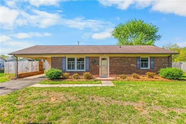 $215,000 | 143 Jenny Lane, Pilot Mountain, NC 27041