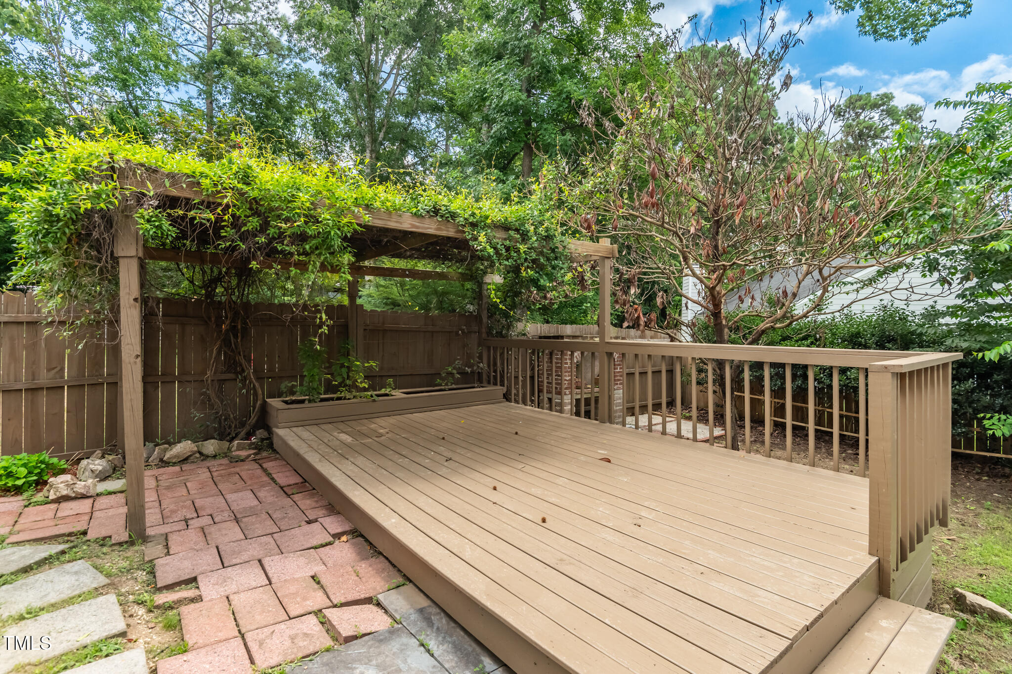 2516 Constitution Drive Raleigh, NC 27615 - Photo 33 of 38 DSC_8992-HDR