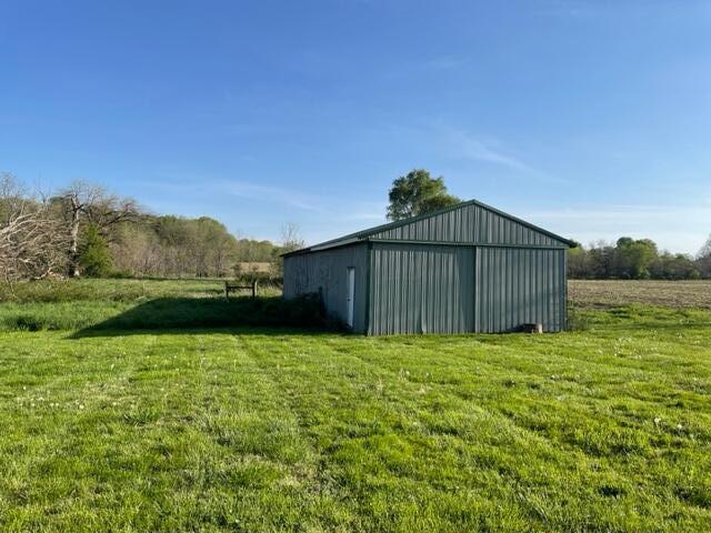18164 Kraft Mill Road Fredericktown, OH 43019 - Photo 6 of 32 Pole barn