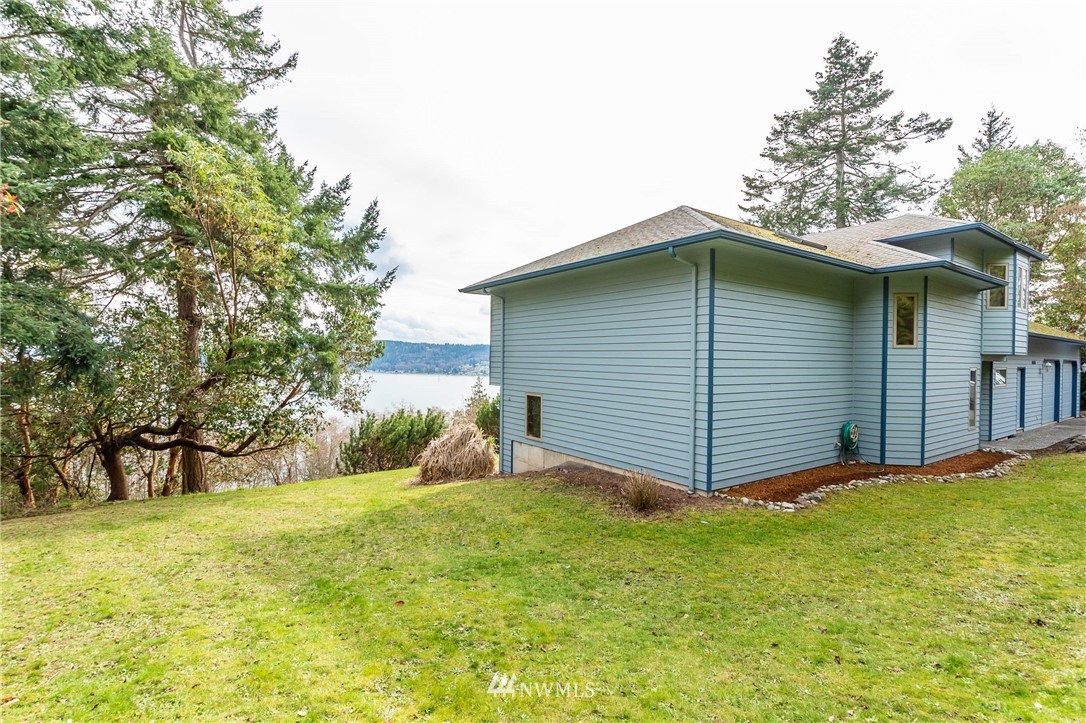 4426 Jones Road Oak Harbor, WA 98277 - Photo 3 of 35 Gallery Image 3