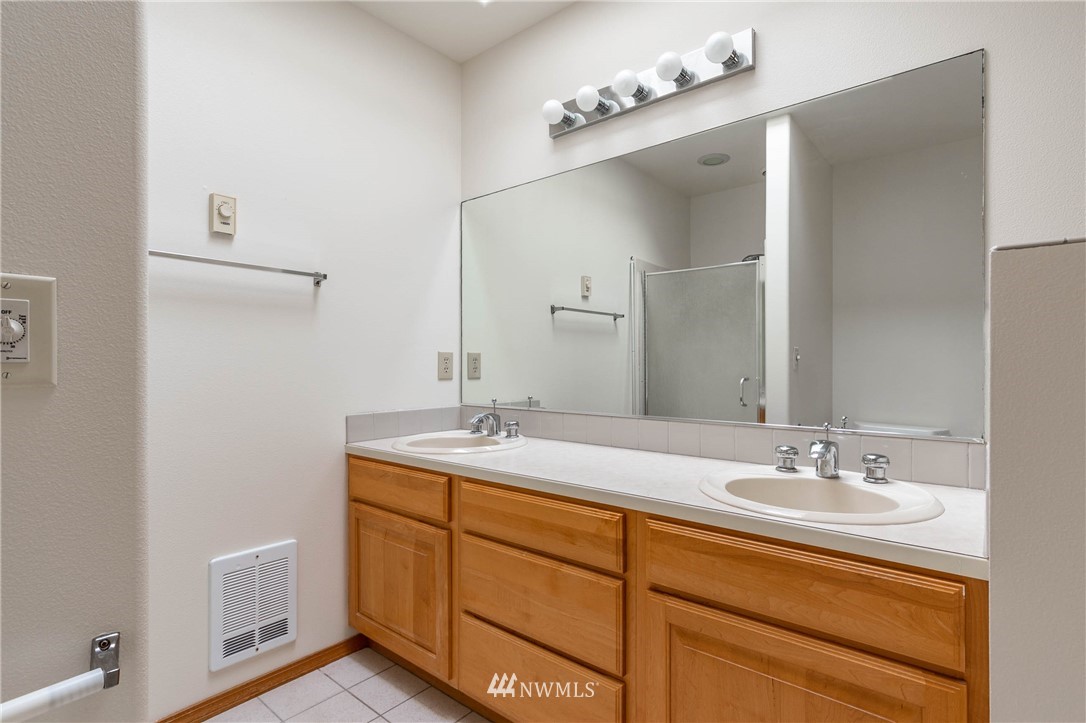 4426 Jones Road Oak Harbor, WA 98277 - Photo 24 of 35 Gallery Image 24