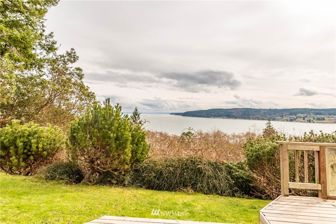 4426 Jones Road Oak Harbor, WA 98277 - Photo 4 of 35 Gallery Image 4