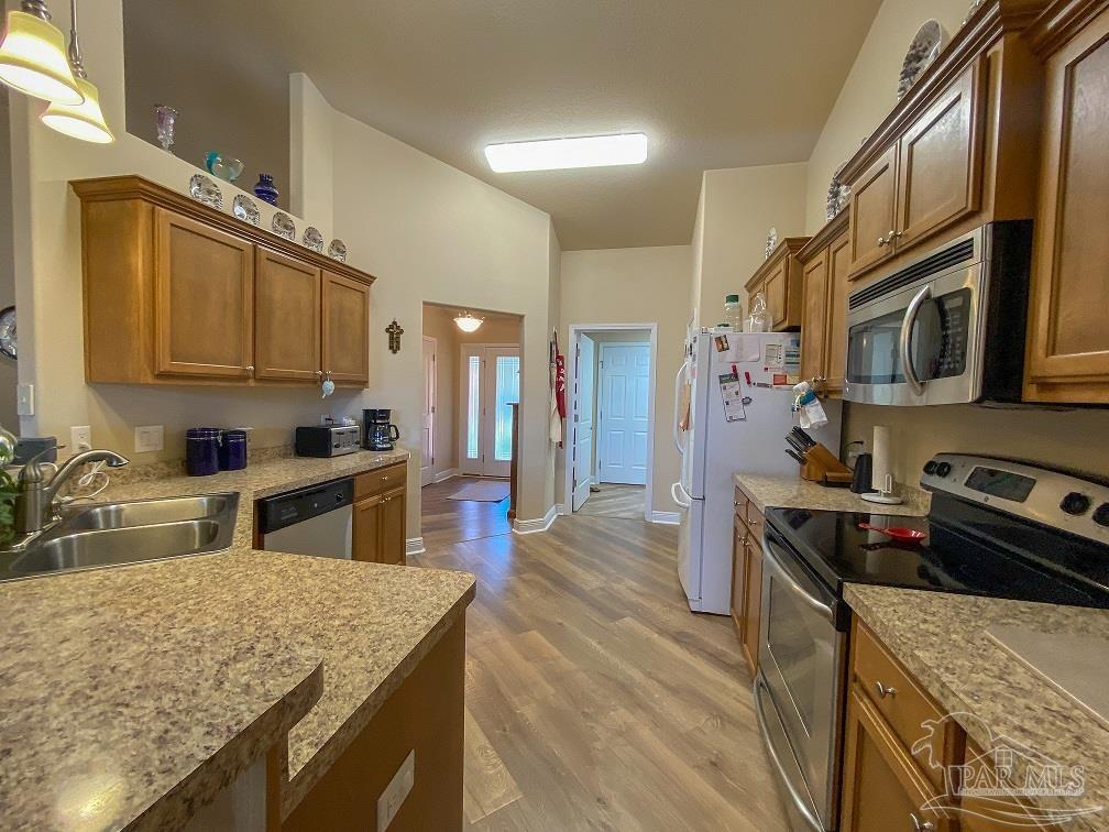 5486 Tucker Circle Milton, FL 32571 - Photo 11 of 28