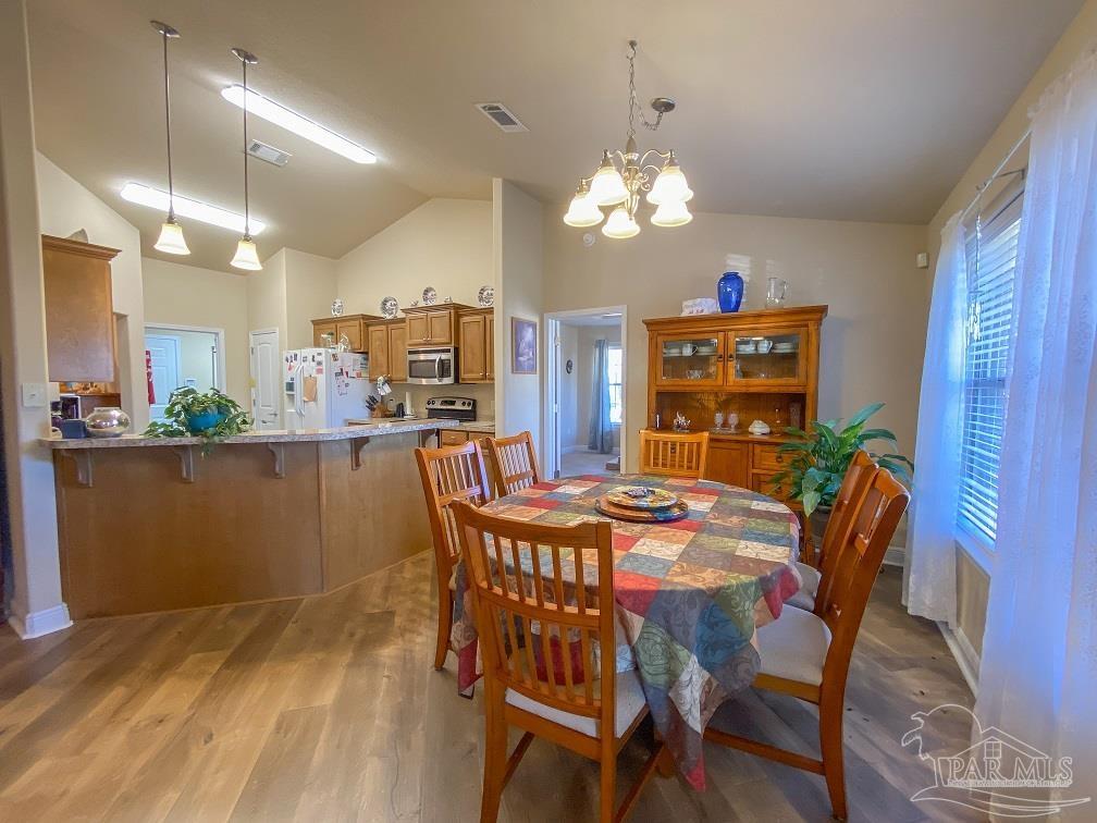 5486 Tucker Circle Milton, FL 32571 - Photo 9 of 28