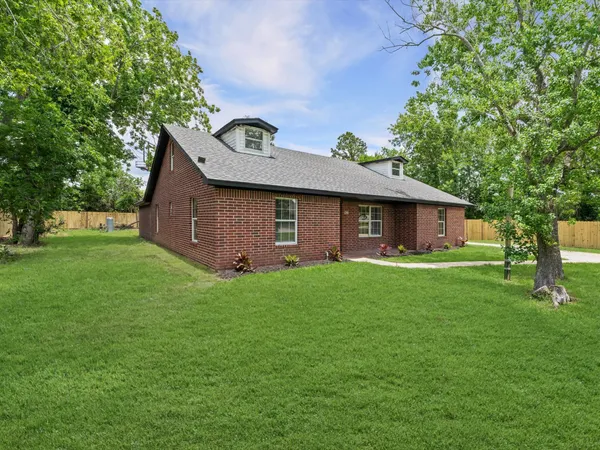 $249,900 | 423 Masterson Street, Arcola, TX 77583
