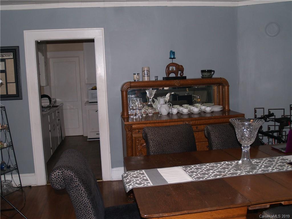3932 Sunset Road Charlotte, NC 28216 - Photo 12 of 19 Gallery Image 12