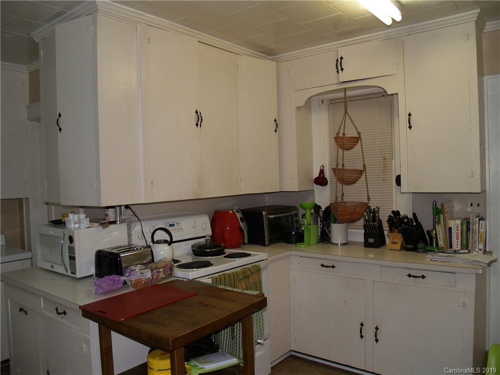 3932 Sunset Road Charlotte, NC 28216 - Photo 15 of 19 Gallery Image 15
