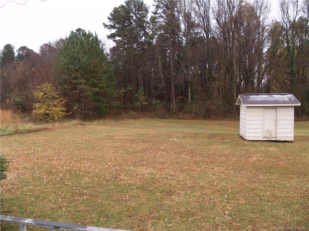 3932 Sunset Road Charlotte, NC 28216 - Photo 17 of 19 Gallery Image 17
