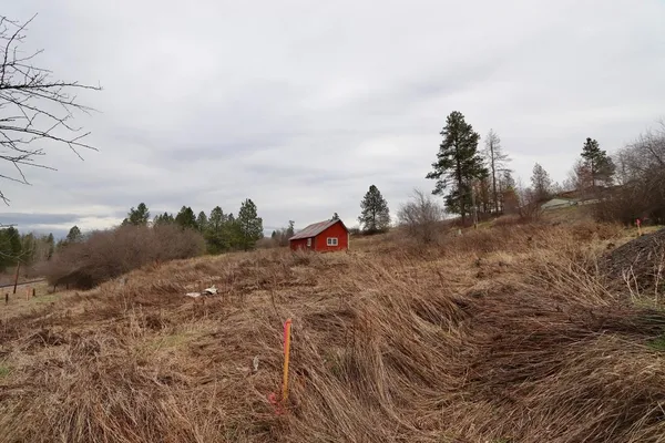$89,500 | 427 Northeast Stringham Road, Rockford, WA 99030