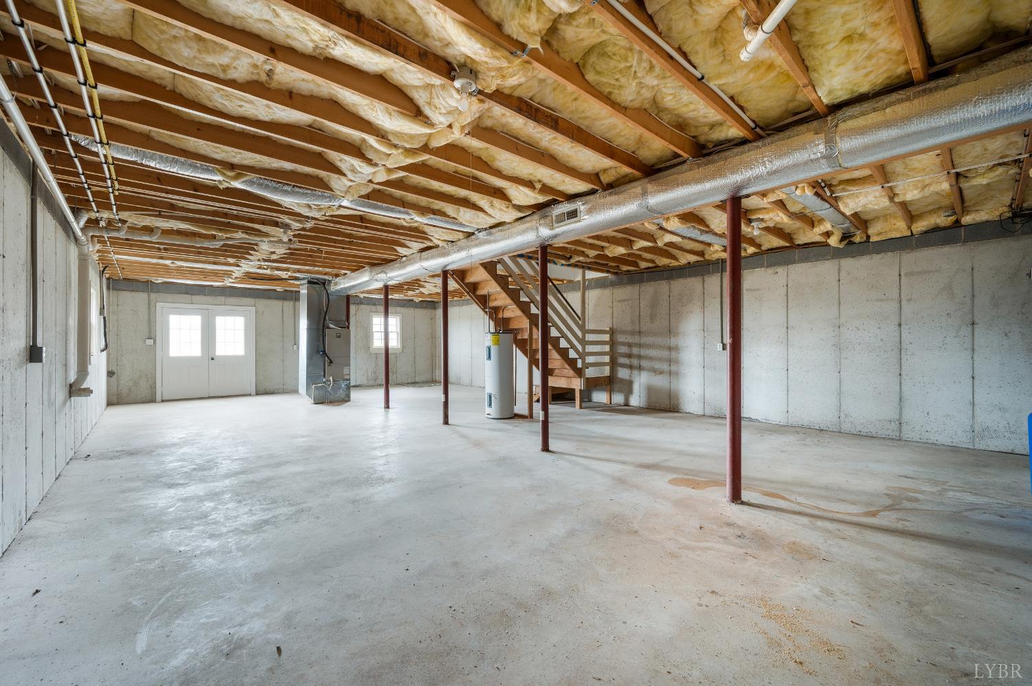 2365 Police Tower Road Appomattox, VA 24522 - Photo 28 of 52 a view of an empty room