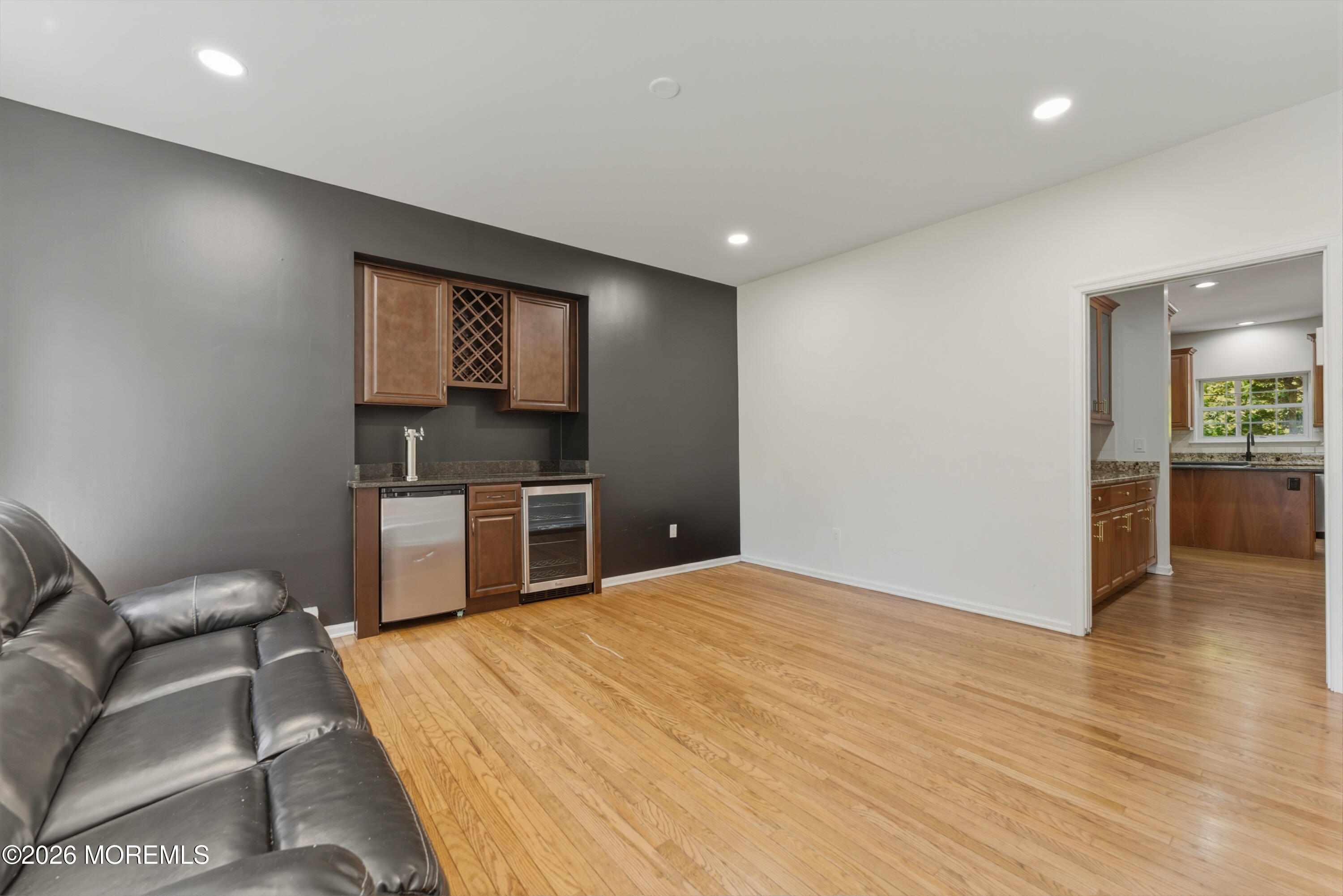 130 Savannah Road Jackson, NJ 08527 - Photo 8 of 84 012