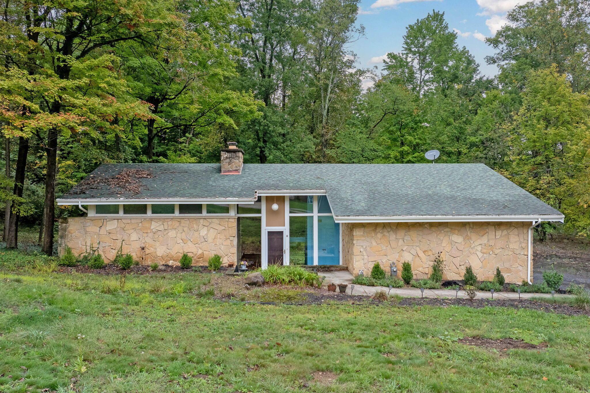 1126 Lexwood Road Mansfield, OH 44907 - Photo 2 of 32 1-web-or-mls-1126LexwoodRoadExt_Hommati1