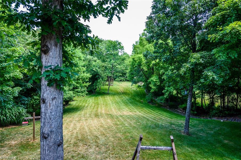 8076 Glengarriff Road Clemmons, NC 27012 - Photo 24 of 29 Gallery Image 24