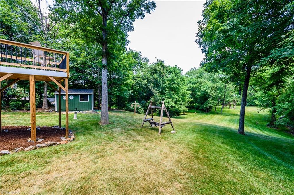 8076 Glengarriff Road Clemmons, NC 27012 - Photo 25 of 29 Gallery Image 25