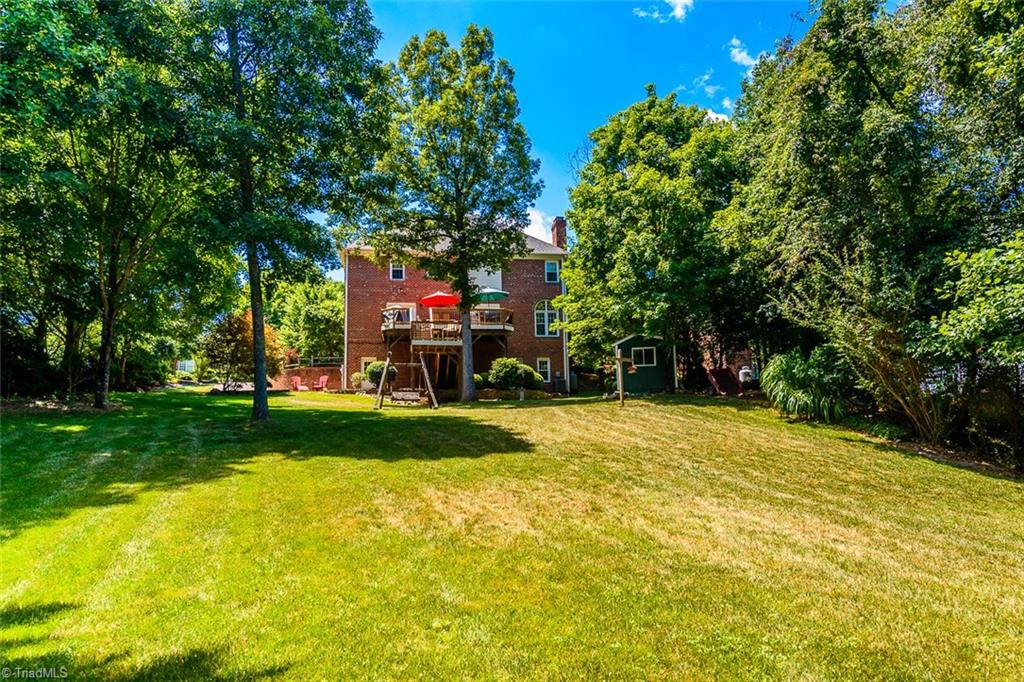 8076 Glengarriff Road Clemmons, NC 27012 - Photo 28 of 29 Gallery Image 28