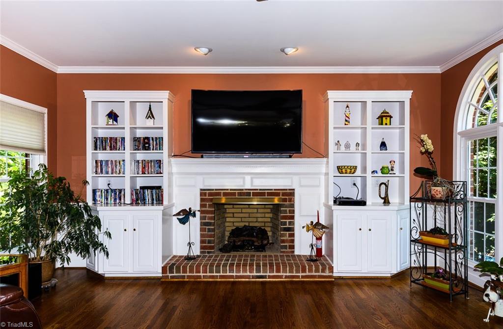8076 Glengarriff Road Clemmons, NC 27012 - Photo 10 of 29 Gallery Image 10