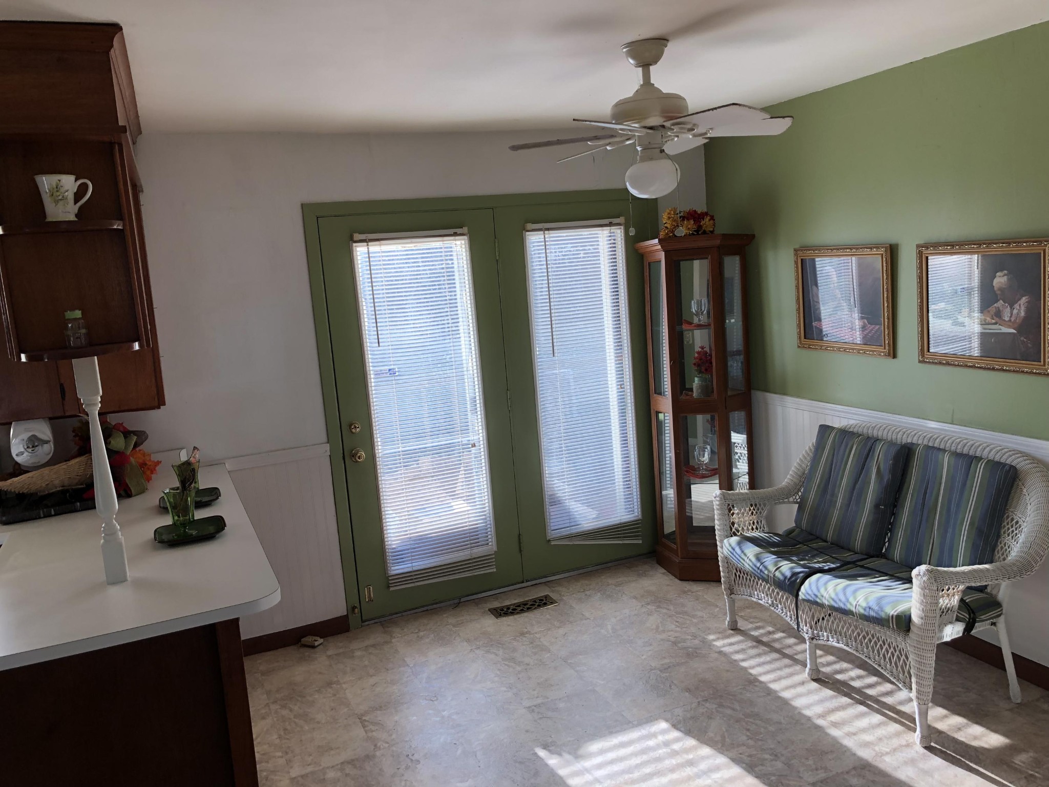 5313 Bluefield Road Knoxville, TN 37921 - Photo 8 of 18 a bedroom with a bed and a chandelier