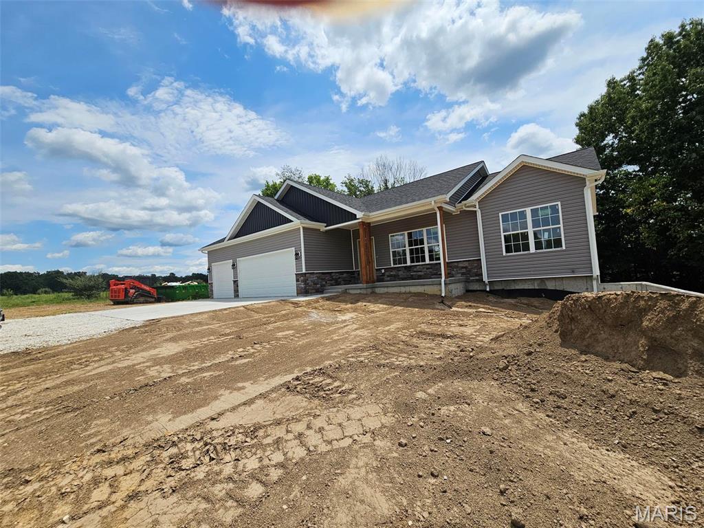 210 Hawkins Ridge Troy, MO 63379 - Photo 2 of 17