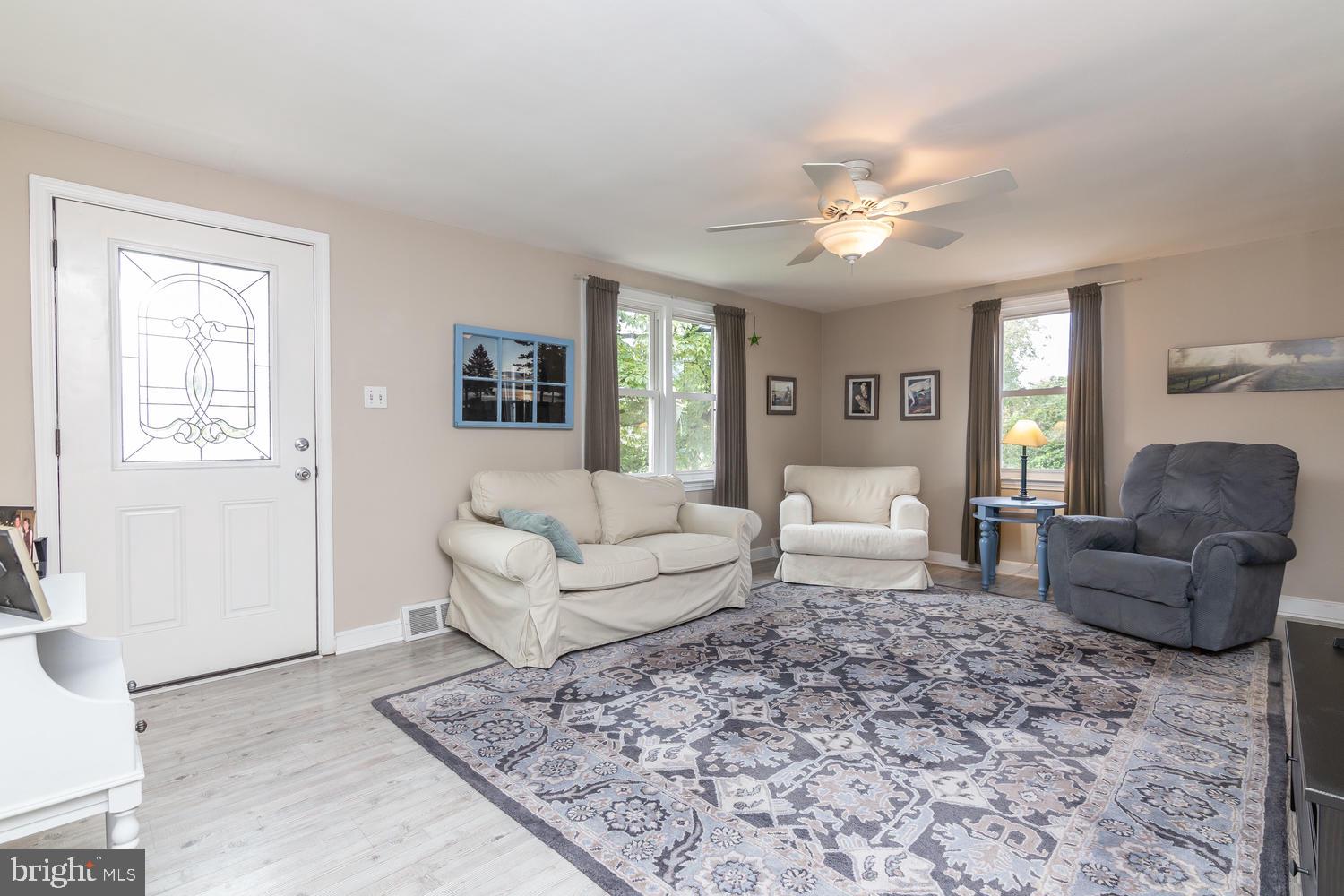 1135 Providence Road Springfield, PA 19064 - Photo 4 of 34
