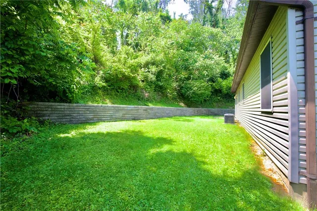 $2,100 | 906 Arch Avenue, Pittsburgh, PA 15234