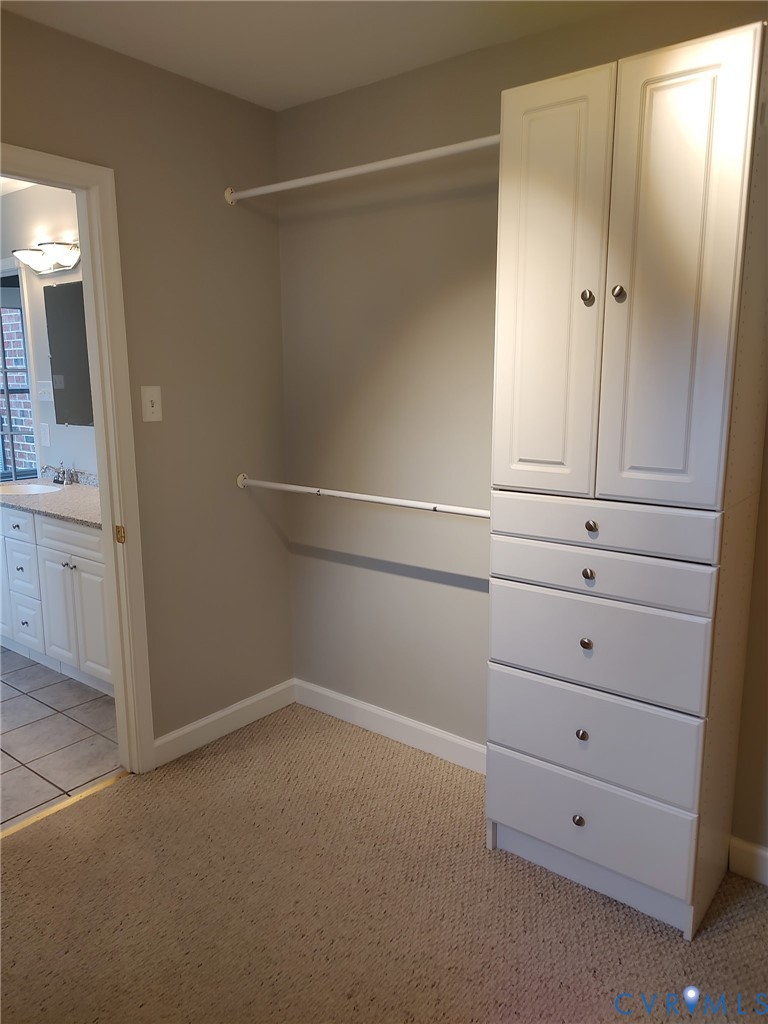 5475 Cold Harbor Road Mechanicsville, VA 23111 - Photo 20 of 29 a view of an empty walk in closet