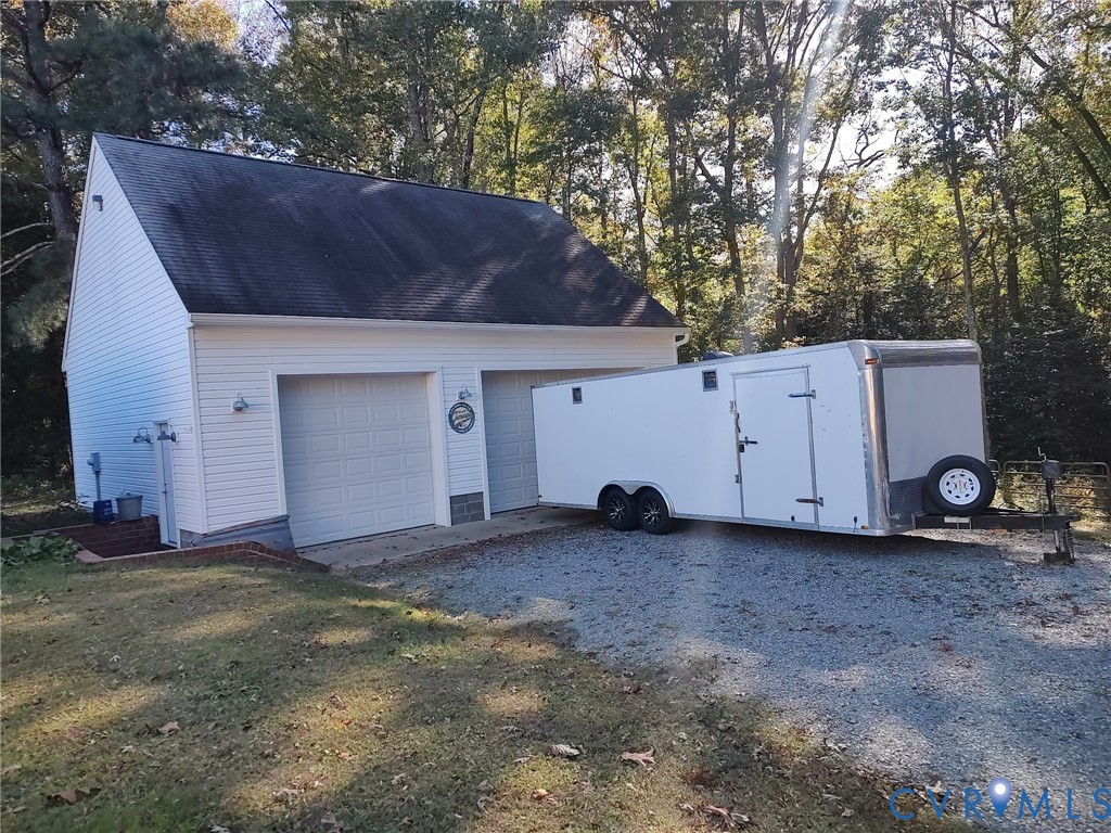 5475 Cold Harbor Road Mechanicsville, VA 23111 - Photo 23 of 29 a house with a outdoor space