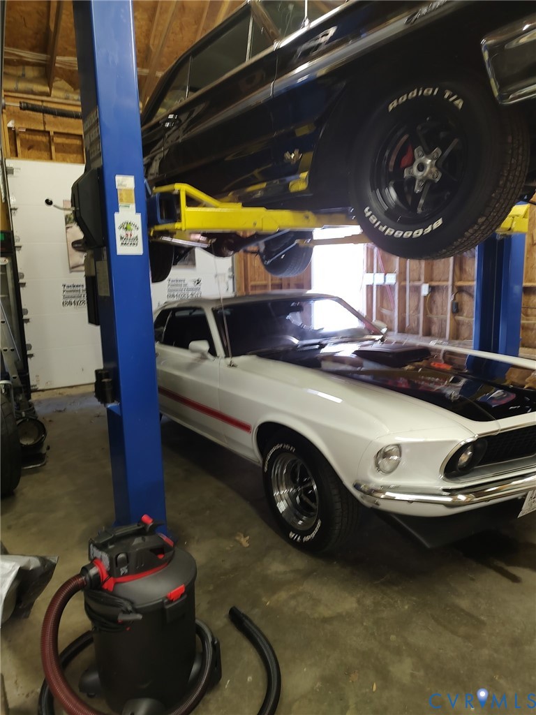 5475 Cold Harbor Road Mechanicsville, VA 23111 - Photo 29 of 29 a view of a car in garage