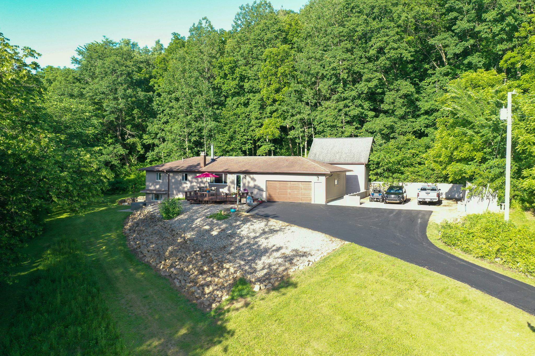 12258 South Round River Spring Green Spring Green, WI 53588 - Photo 53 of 60