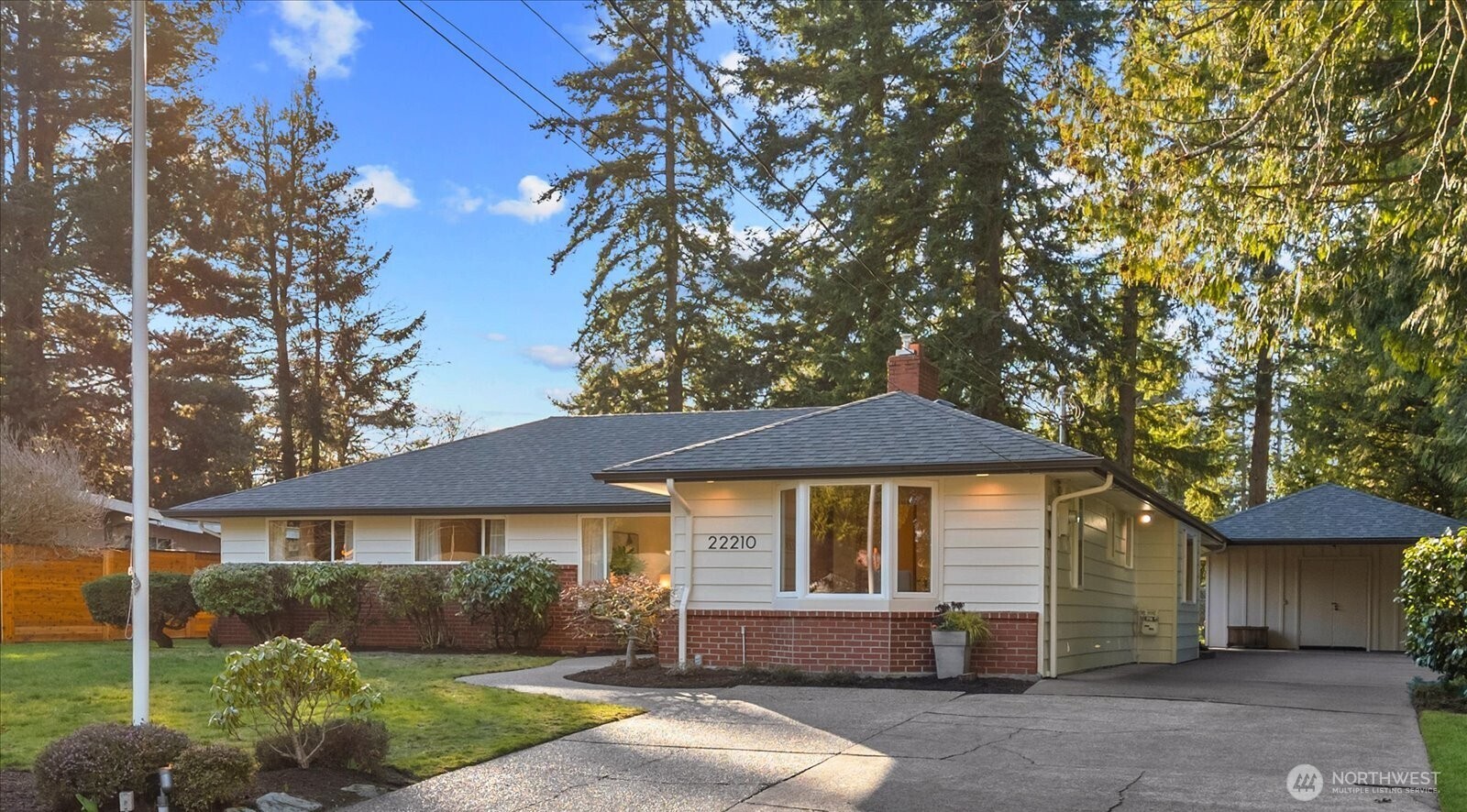 22210 96th Avenue West Edmonds, WA 98020 - Photo 2 of 35 a front view of a house with garden