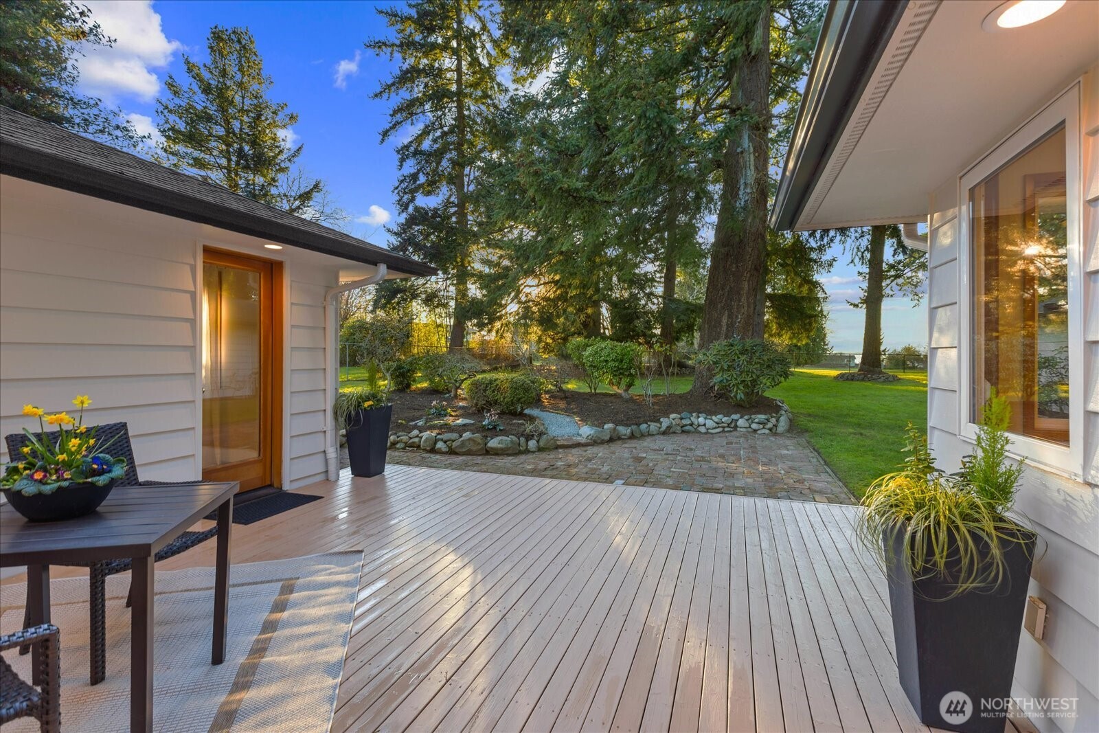 22210 96th Avenue West Edmonds, WA 98020 - Photo 24 of 35 a view of a backyard with sitting area