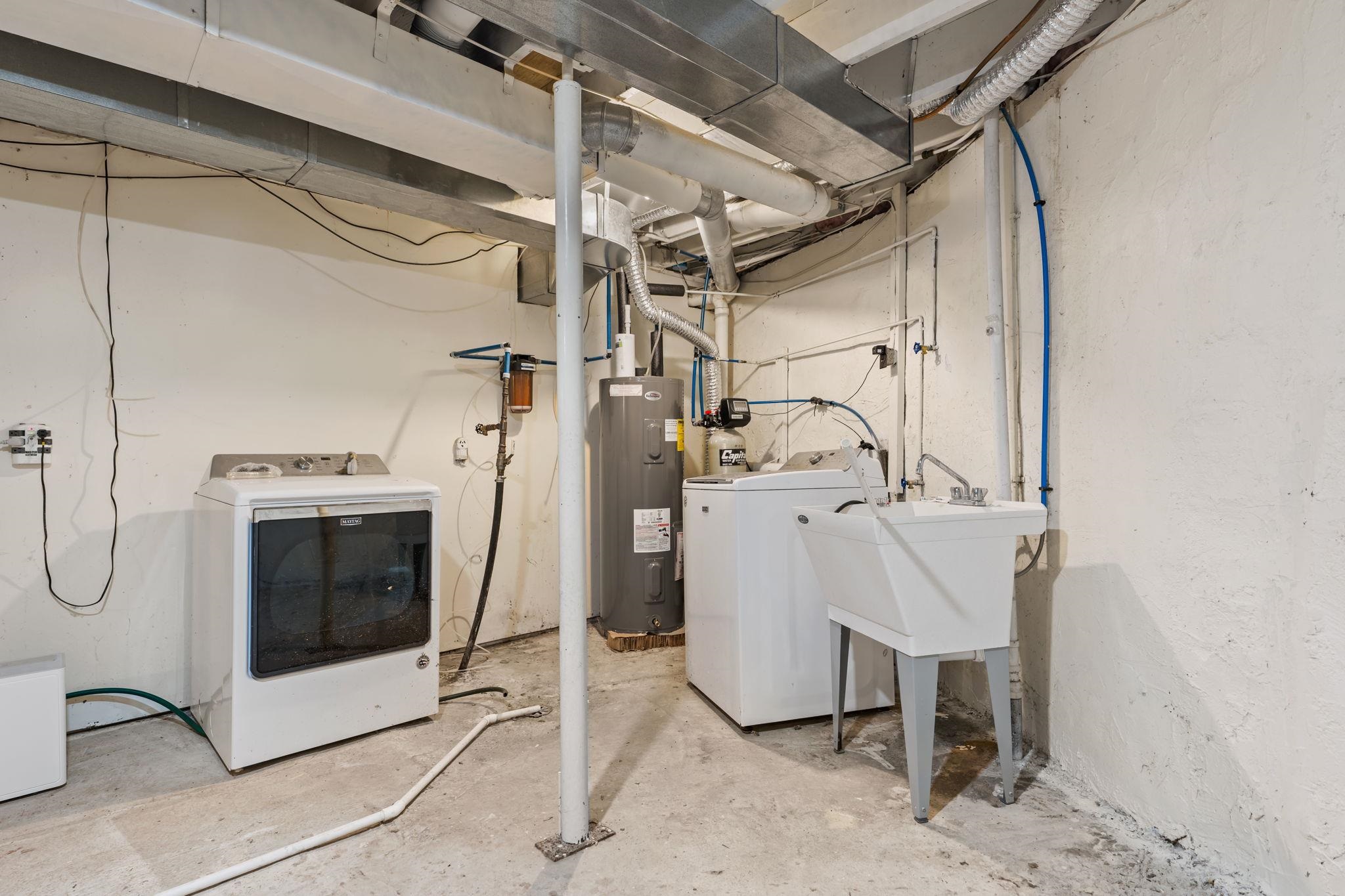 E5036 County Road K Reedsburg, WI 53959 - Photo 31 of 43