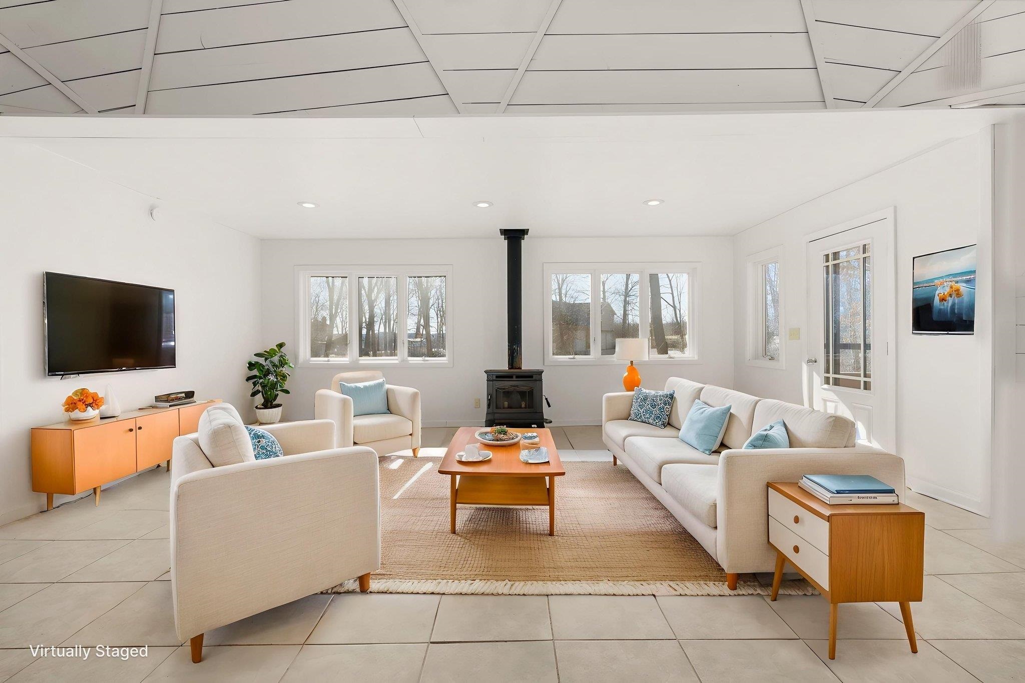 E5036 County Road K Reedsburg, WI 53959 - Photo 6 of 43