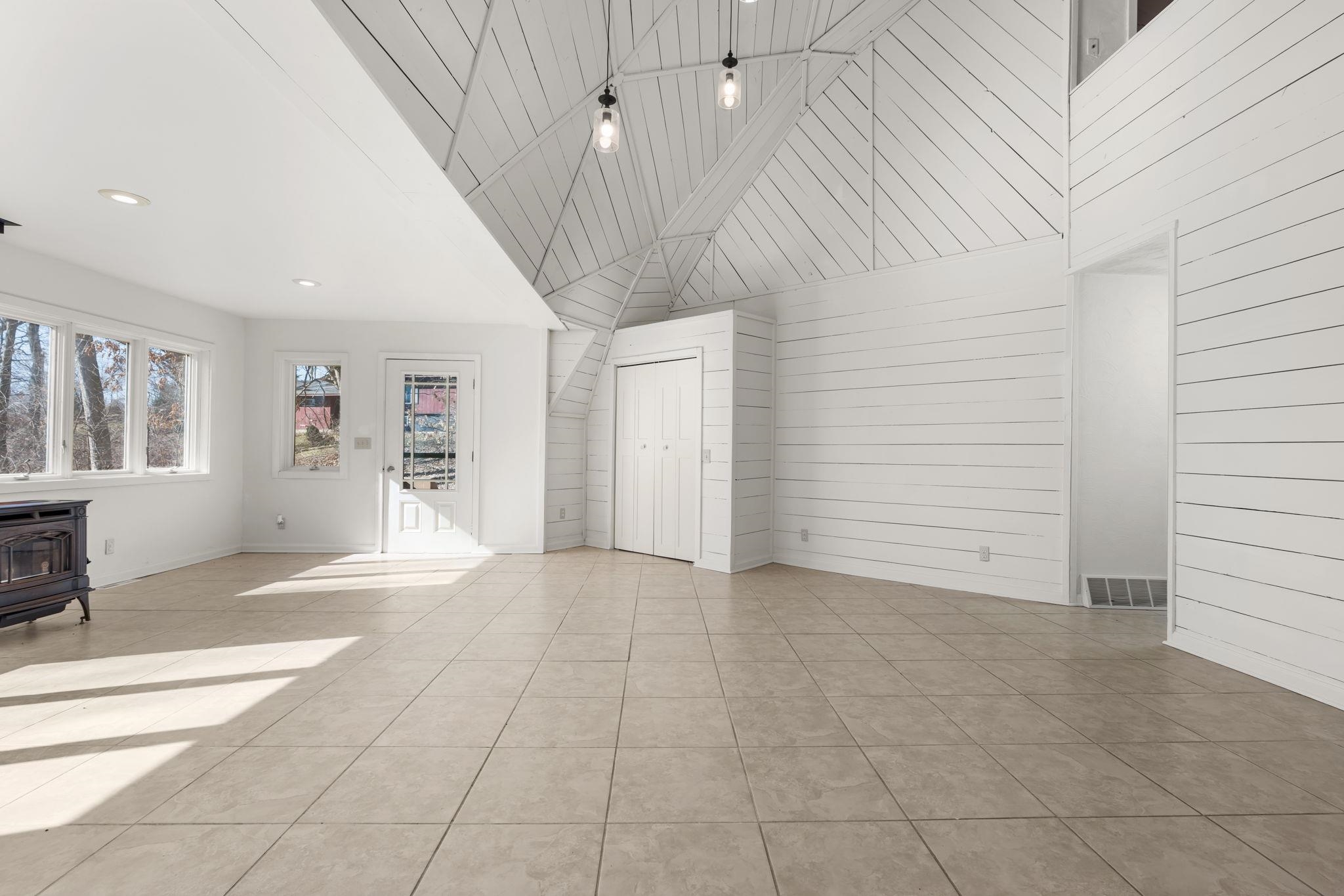 E5036 County Road K Reedsburg, WI 53959 - Photo 7 of 43