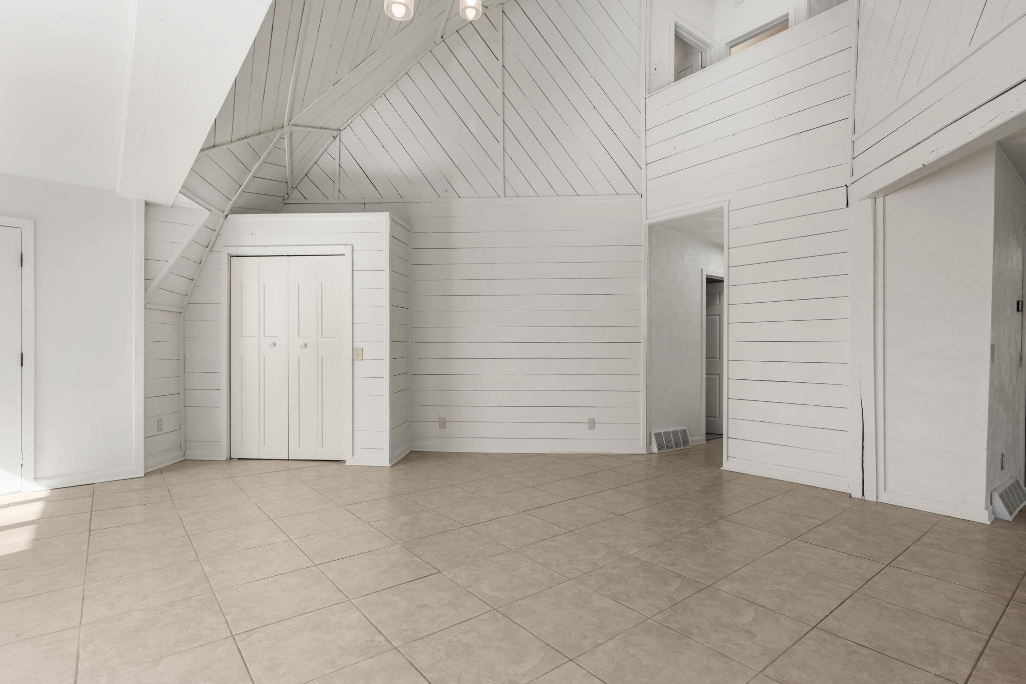 E5036 County Road K Reedsburg, WI 53959 - Photo 8 of 43