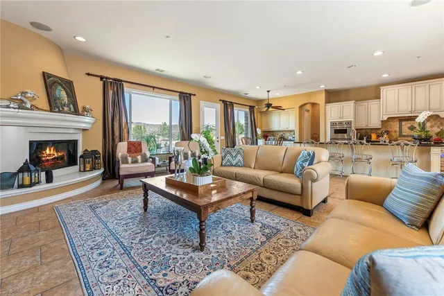 $1,549,000 | 7940 Choi Drive, Riverside, CA 92506