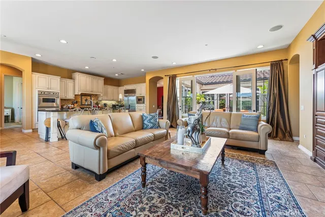 $1,549,000 | 7940 Choi Drive, Riverside, CA 92506