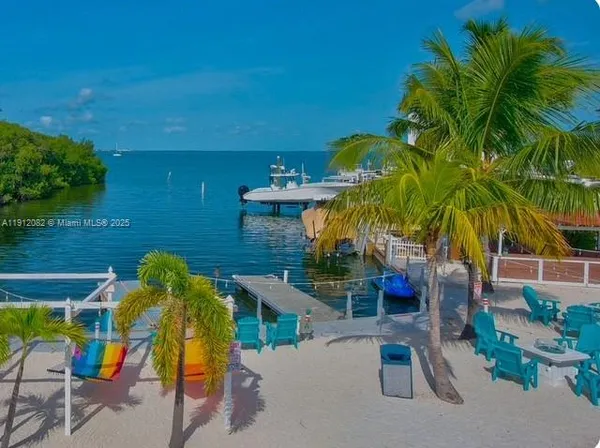 $2,000 | 325 Calusa Street, Unit 118, Key Largo, FL 33037