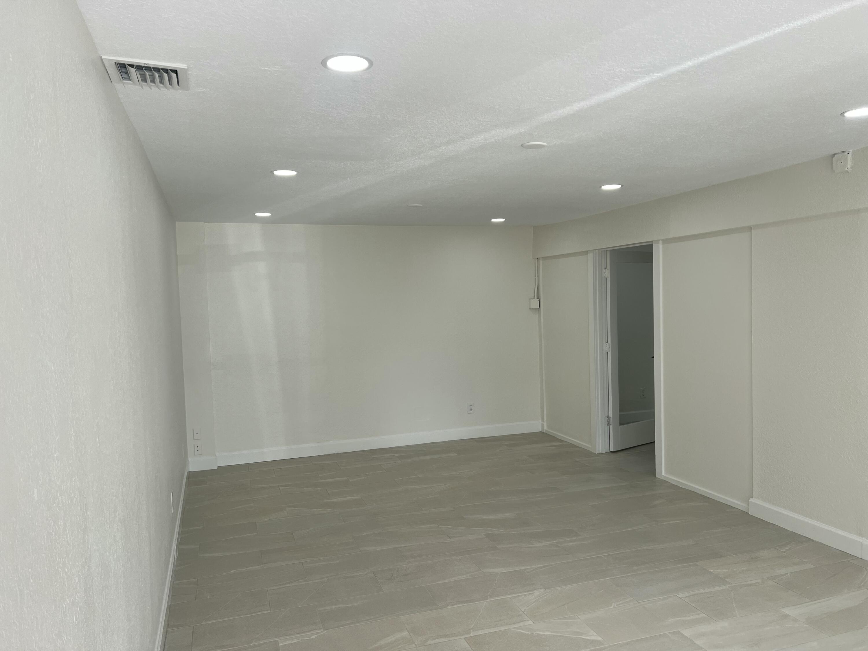 500 Commerce Way West, Unit 67 Jupiter, FL 33458 - Photo 9 of 18 IMG_6009